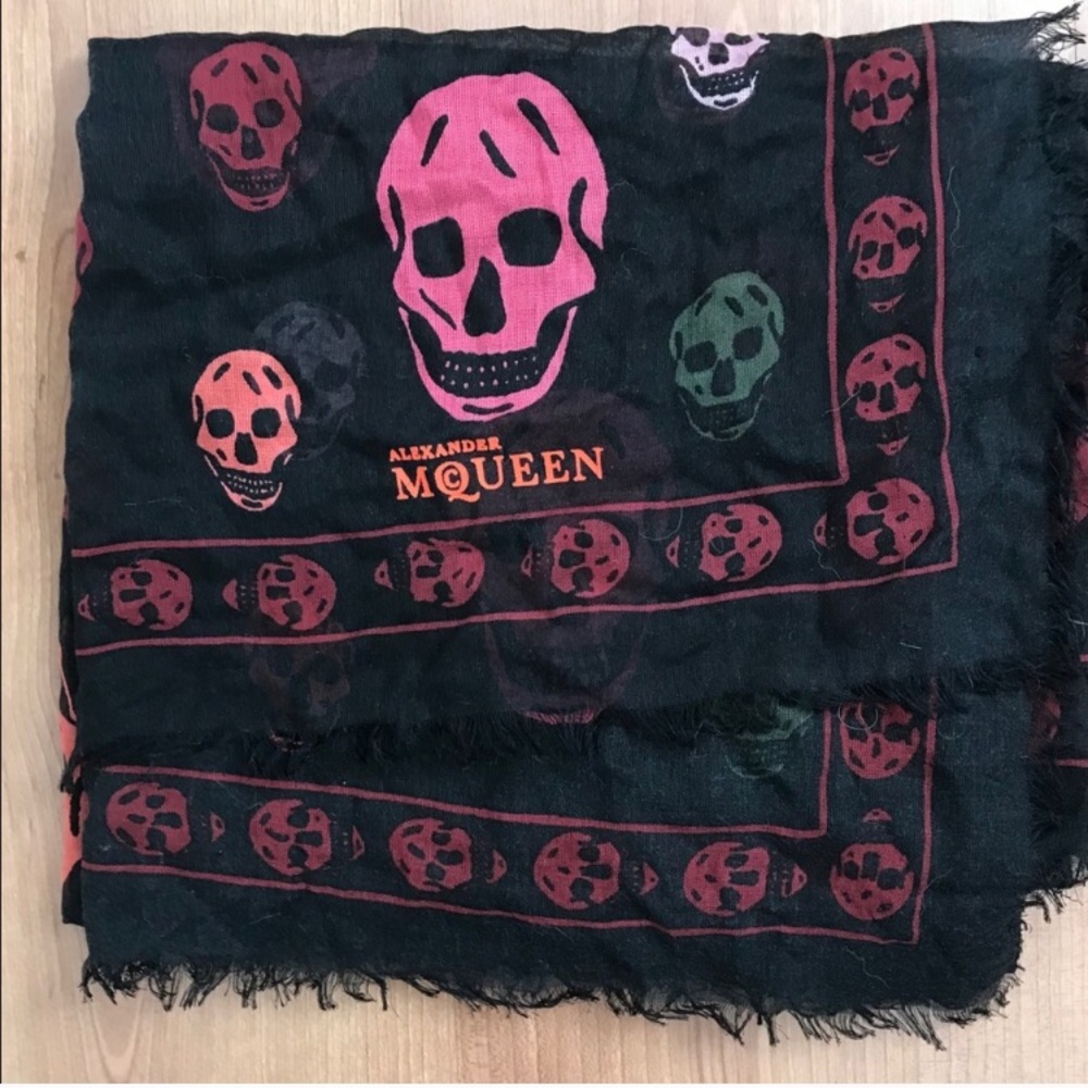 Alexander McQueen Silk Skull Scarf